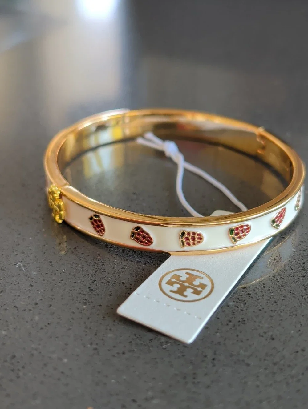 Tory Burch NWT Kira Raspberry Ground-Off Enamel 7mm Bracelet MSRP $178 W47